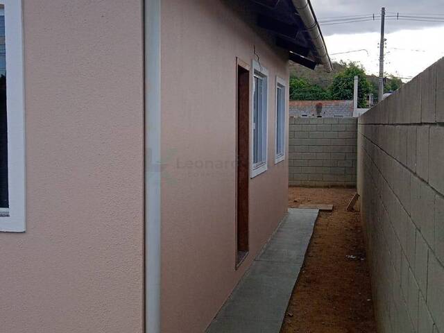 Casa para Venda em Cariacica - 3