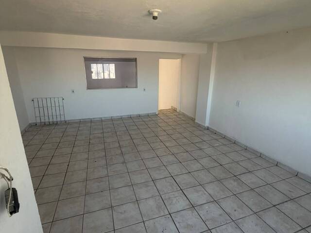 Sala para Venda em Serra - 3